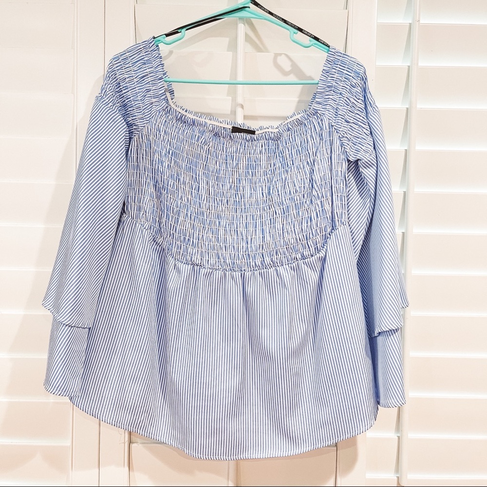 NWOT F21+ OFF-THE-SHOULDER TOP